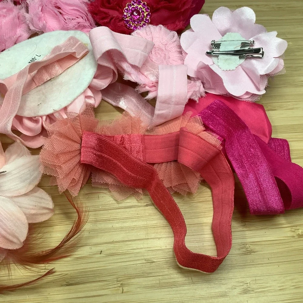 Lot Of 19 Assorted Girl Hair Bows Ribbon and Alligator Clip